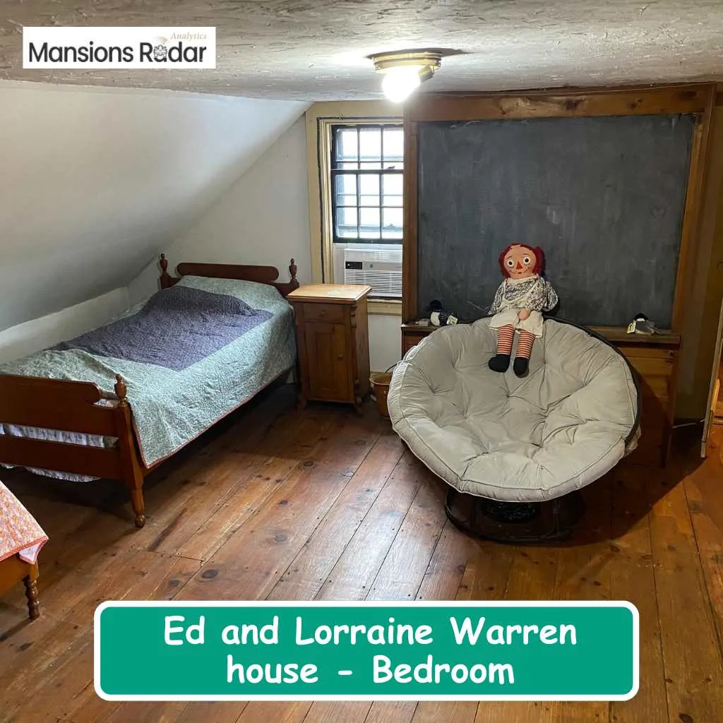 Ed and Lorraine Warren house Bedroom