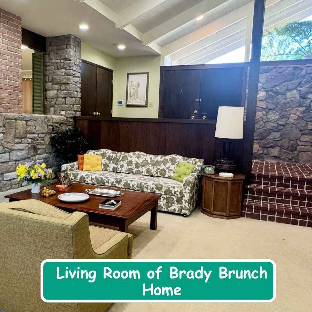 Living Room of Brady Brunch Home