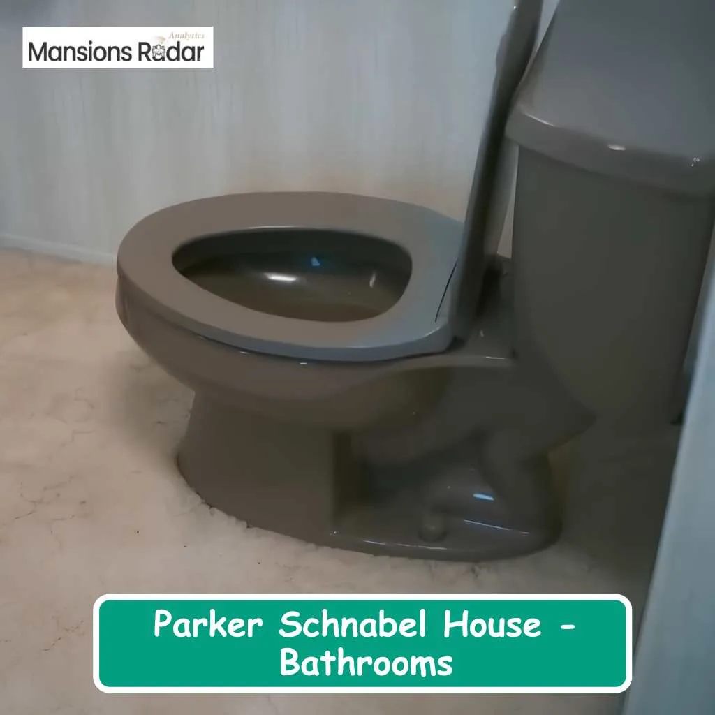 Parker Schnabel House Bathrooms