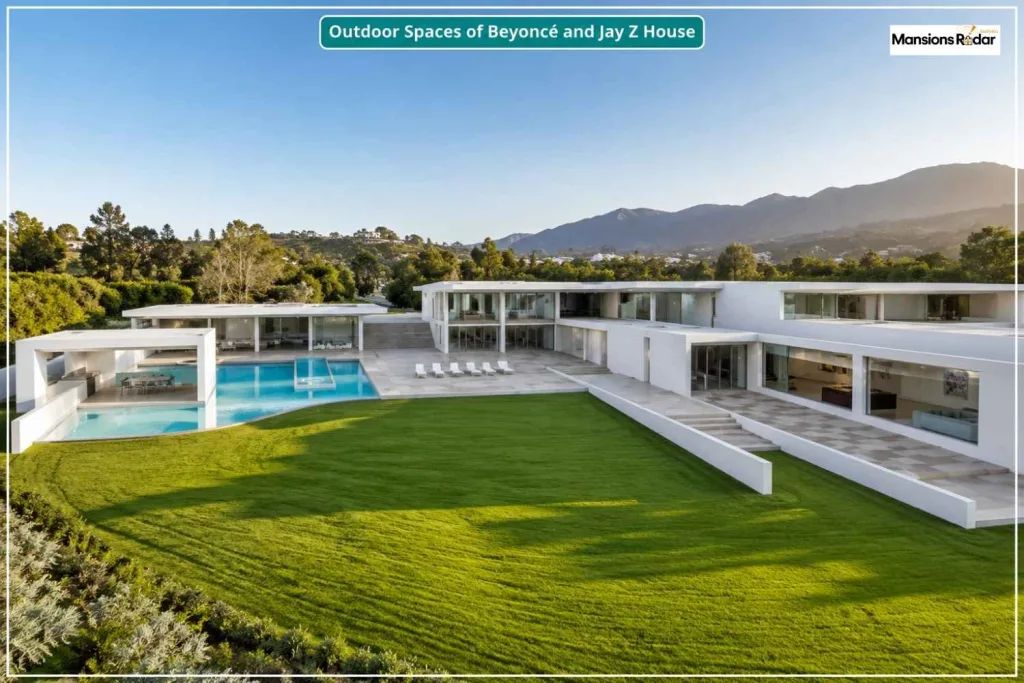 Outdoor Spaces of Beyoncé and Jay Z House