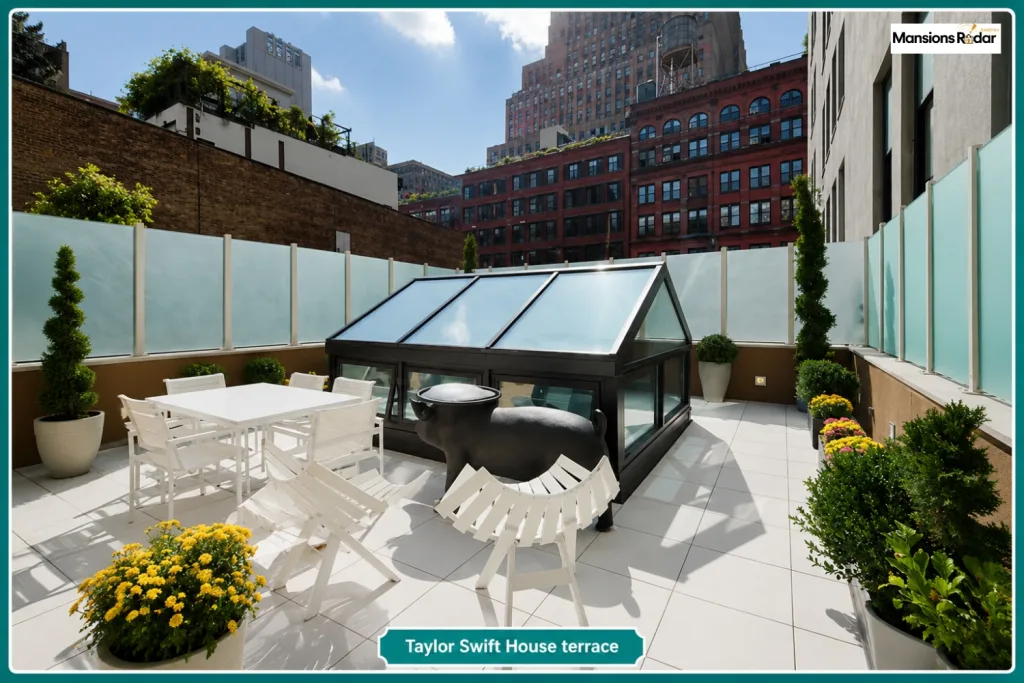 Taylor Swift House terrace