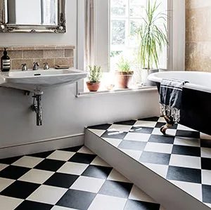 Black-and-White Checkerboard Bathroom Floors