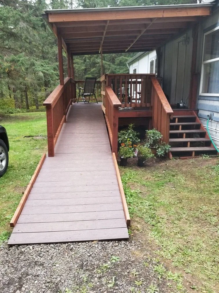 RV Porch With a Ramp