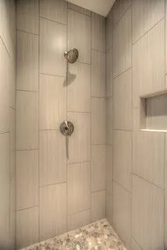 Vertical Offset Tile Pattern